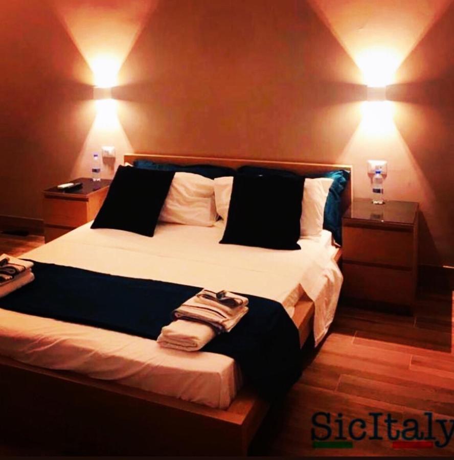 阿齐·卡斯特罗Sicitaly住宿加早餐旅馆 外观 照片
